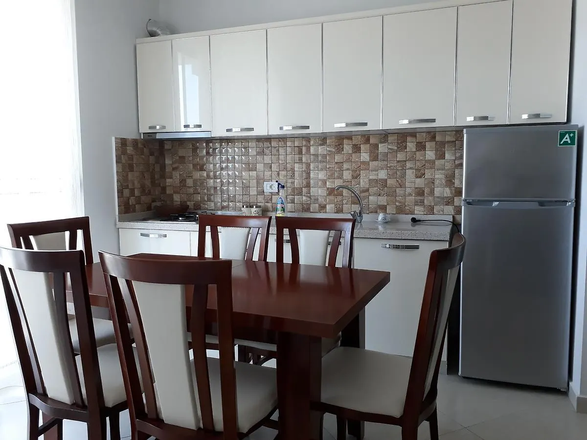 Hotel Residence Kullat Velipoje